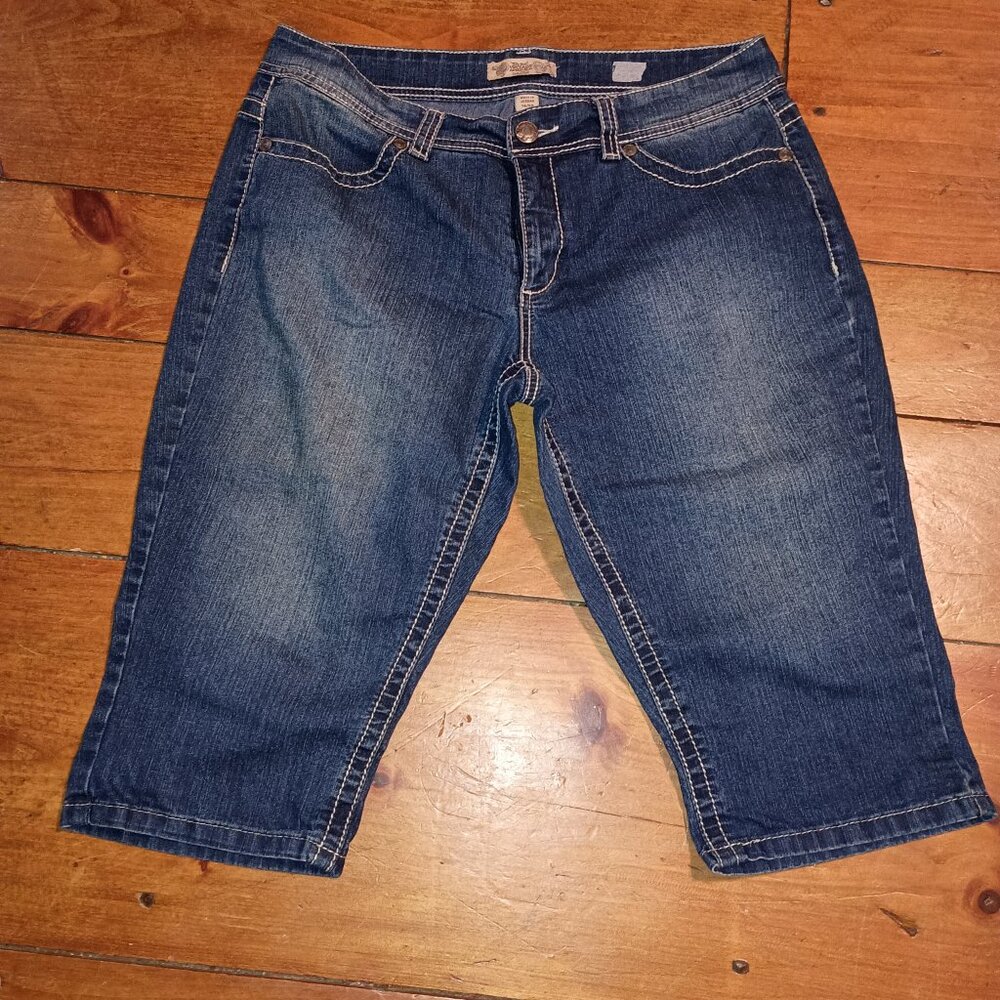 Nine West Vintage America size 14 capris